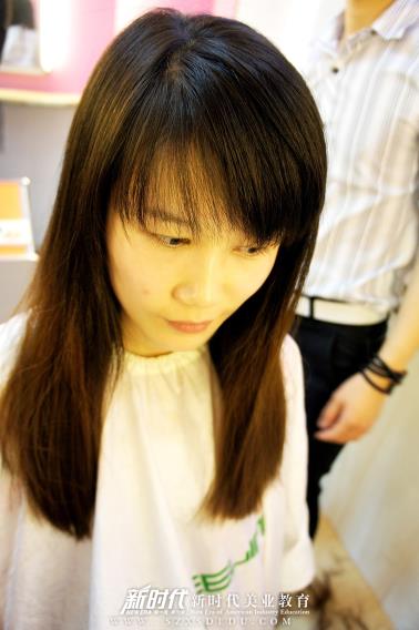 广州学美容化妆学校，新时代成为你美容化妆师道路上的基石