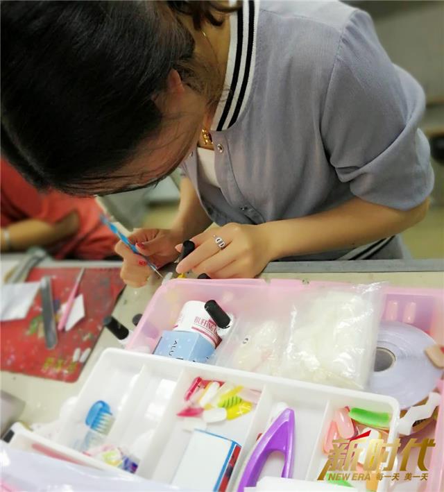 (已阅)3.28佛中小榄美甲上课与外出实操图片素材 (18)_副本_副本 (已阅)3.28佛中小榄美甲上课与外出实操图片素材 (18)_副本_副本