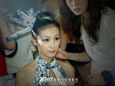 广州一对一教学的化妆学校--可以边工作边学习的化妆学校 新闻头条